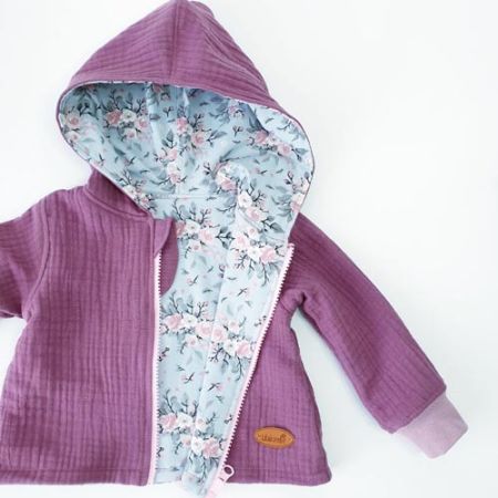 Musselin Übergangs-Jacke Beere Blumen