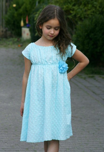 Mädchen Kleid Sommerkleid Carmenkleid Baumwolle Blumen